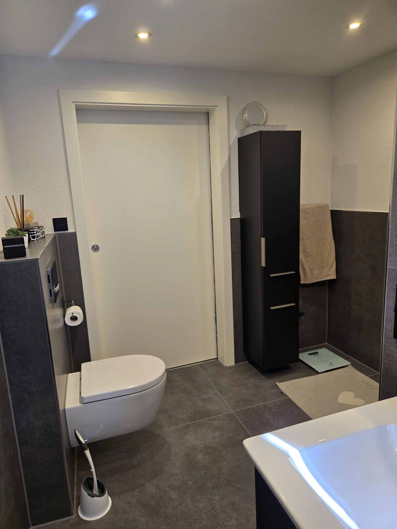 Badezimmer-gefliest-2