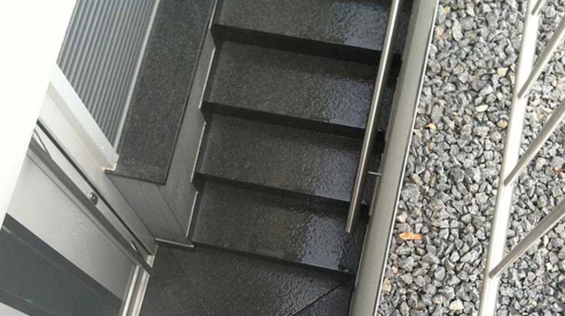 Treppe-Außenbereich-1